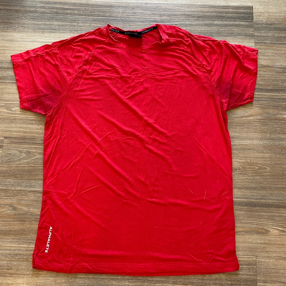 Alphalete shirt